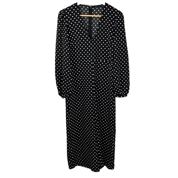 Zara wide legged polka dot jumpsuit. Size small - Picture 4 of 11